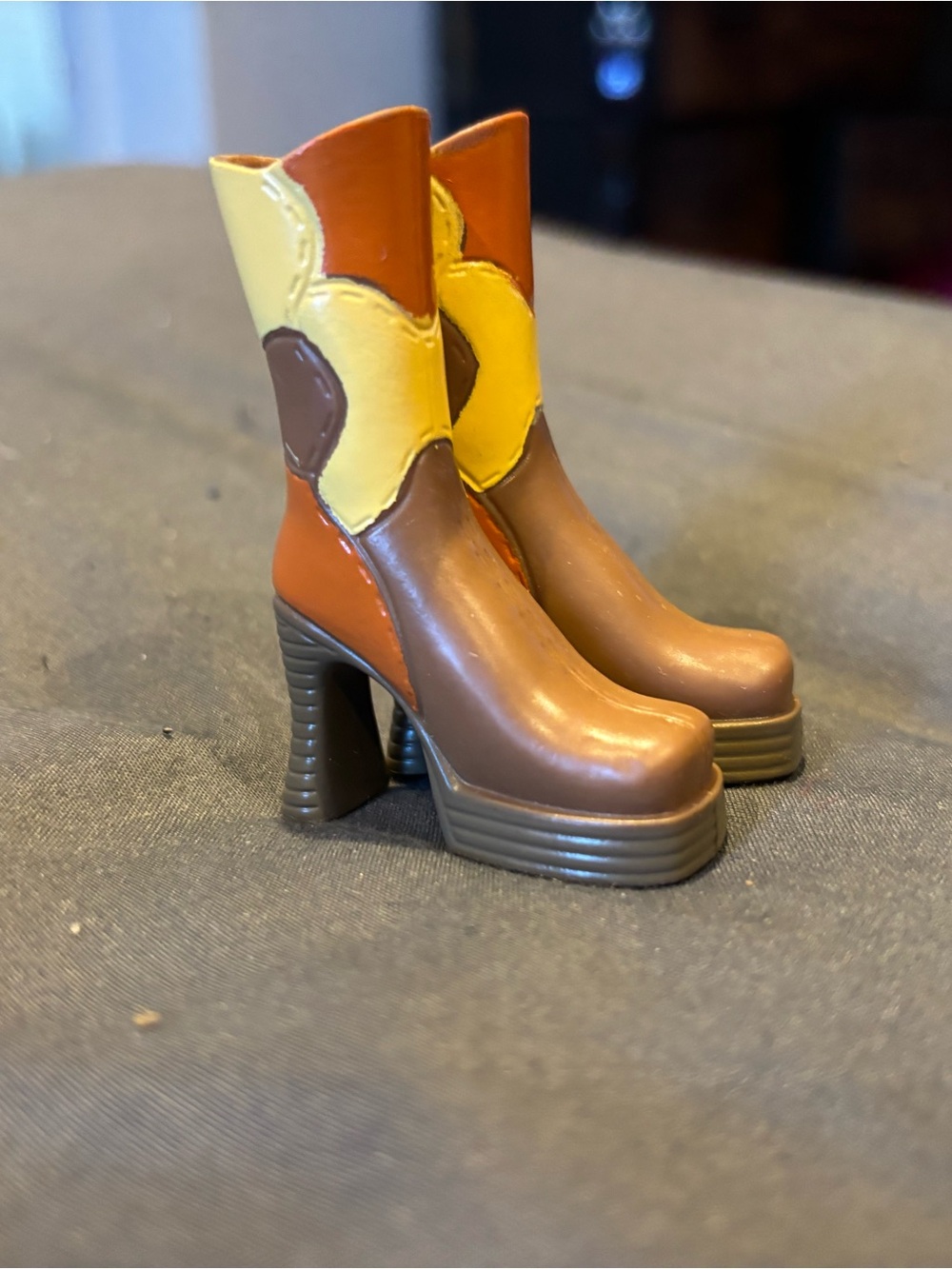 Bratz Meygan XPress It! Boots